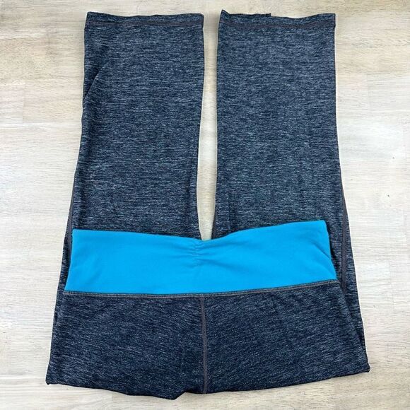 Lululemon Gather & Crow Crop - Picture 2 of 5